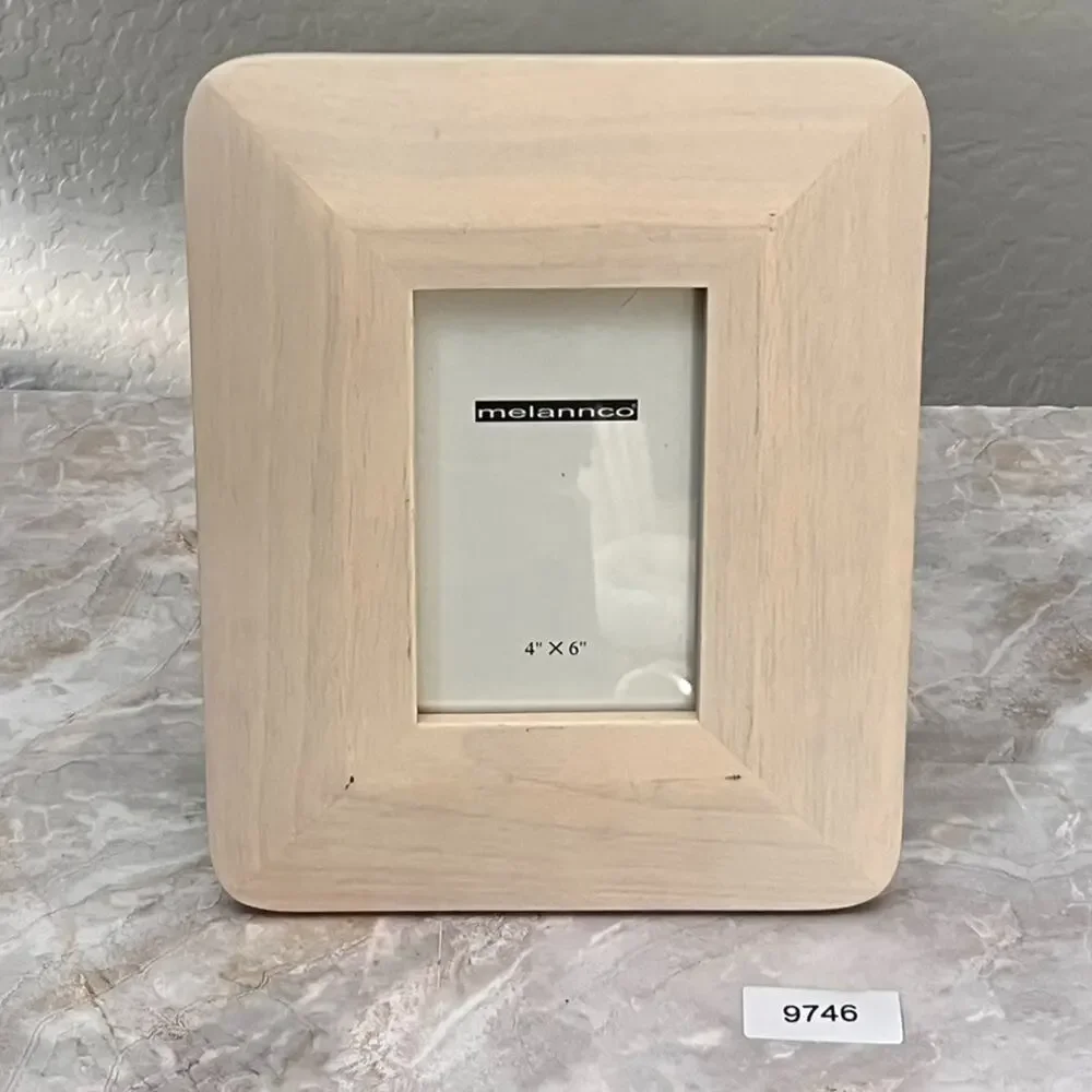 Melannco Wood Picture Frame 4 x 6 in Rectangle Raised Modern Minimalist